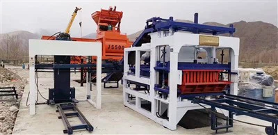 Машина для производства дорожного цветного кирпича